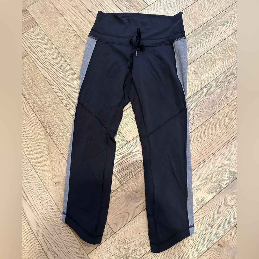 Lululemon. Size 8. Leggings